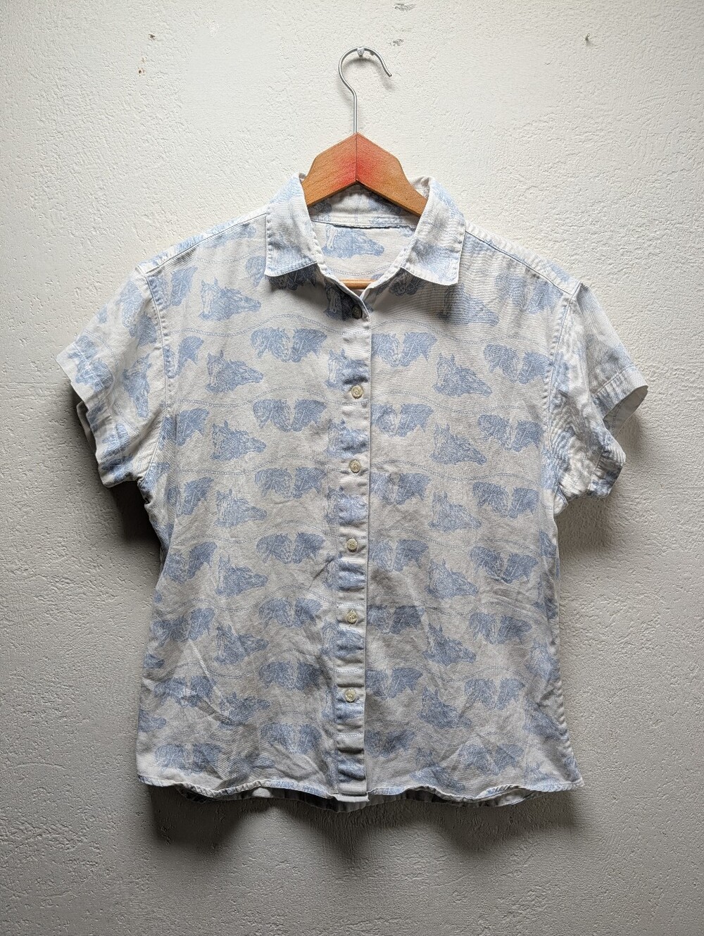 Vintage 80s Horse Print Shirt Womens Med/LG Short Sleeve Button Up Blue White